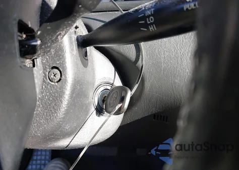 2007 Toyota Corolla S из США, поврежденный, VIN 2T1BR32E57C789349